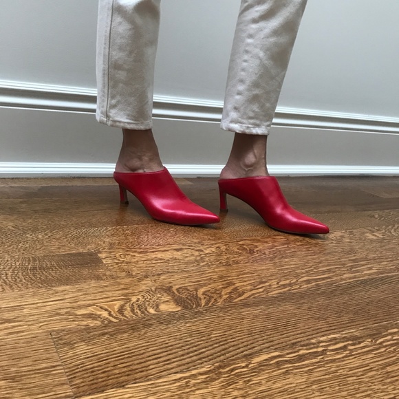 Stuart Weitzman Mules- Size 6.5 - Picture 2 of 4